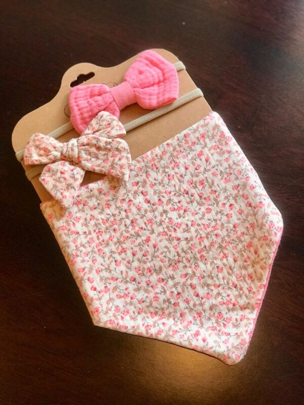 Pink Muslin Cotton Baby Bibs and Bow Headbands 3pcs Set