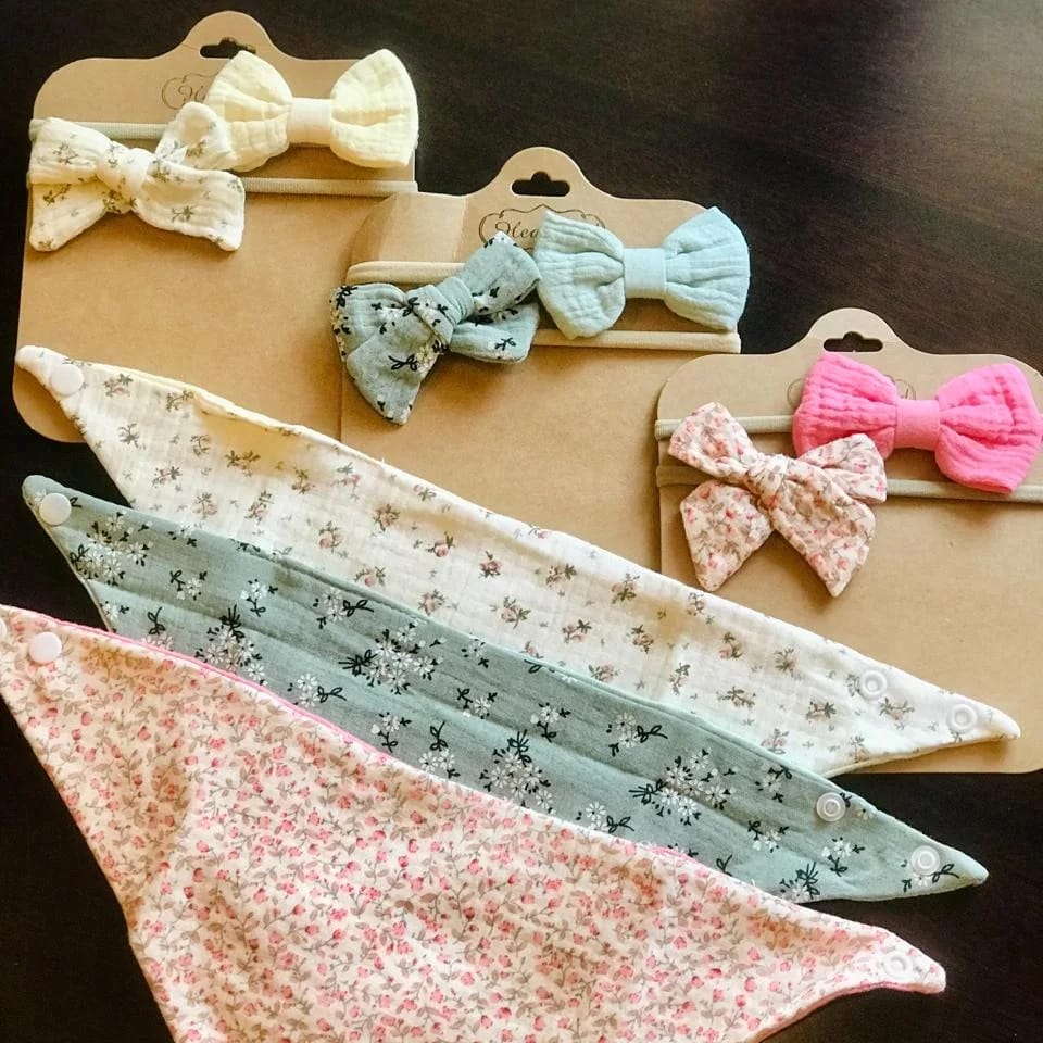 Baby Gift Sets - 3 sets of Baby Bibs and Bow Headbands