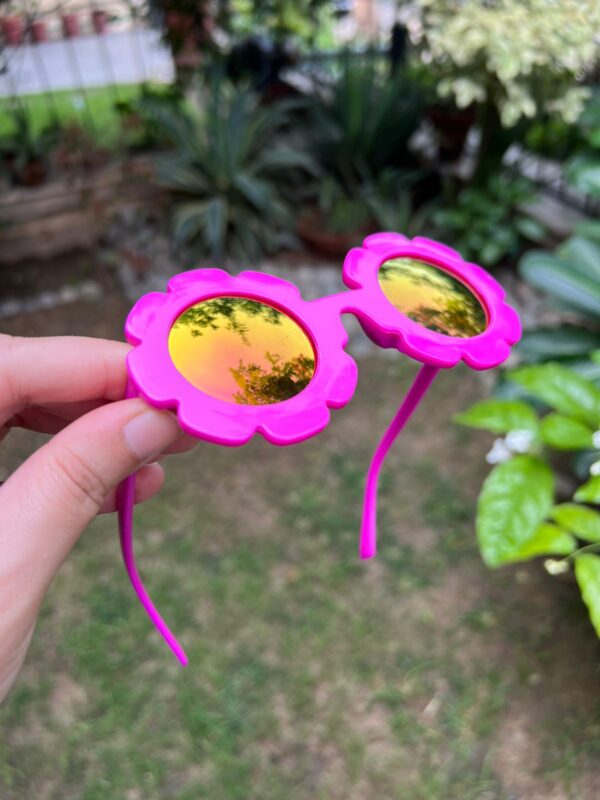 Toddler & Kids Daisy Sunglasses -  Pink - Image 3